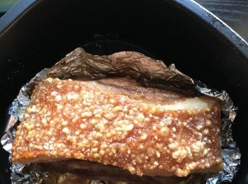 看樣子不錯皮是脆但不送鬆化硬硬的不知問題出在哪裏 #交功課