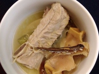  #交功課 
#豬軟骨 
#沙甸魚干