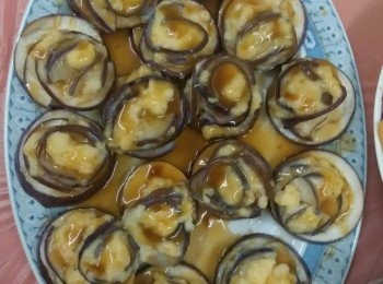 我也試了，是有點難度，我改用了蝦膠，茄子厚度要平均