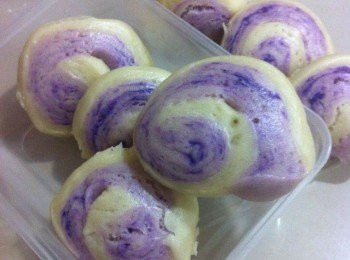 我的初体验，软软丑丑的馒头。。还要继续加油(^ω^)