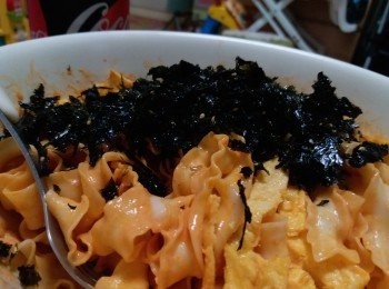 今日試整左.... 個味有啲偏酸。要再努力嘗試。
請問版主你 記唔記得...千島＆是拉差醬 係用邊隻牌子？