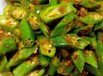 试做了叄巴酱，还拿来炒羊角豆。很好吃味道刚好一级棒噢。感恩annkok无私的分享