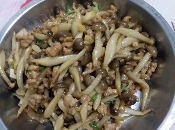 囡囡鍾意食肉肉，加咗d肉碎，勁好味，多謝sasa指導，thx