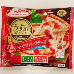 日本蕃茄水牛芝士風味Pizza