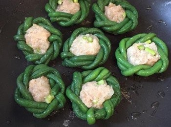 step6: 慢火兩面煎香即可。