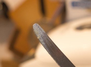 step8: 焗至約 55 分鐘可以開始用小刀或竹籤插入蛋糕中間取出測試會不會有濕粉漿黏著，如有就多焗 5 – 10 分鐘至沒有這種情況為熟透