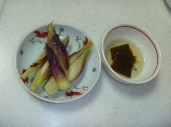 step2: 昆布乾,白米醋及糖拌勻備用.