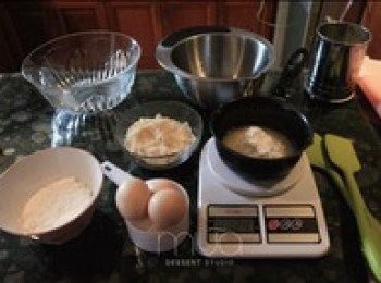 step1: 杏仁要使用美國大杏仁的粉，才比較香濃，國產的不對味