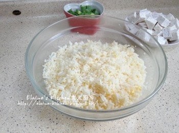 step6: 金黃色及不黏鑊 ,盛起備用