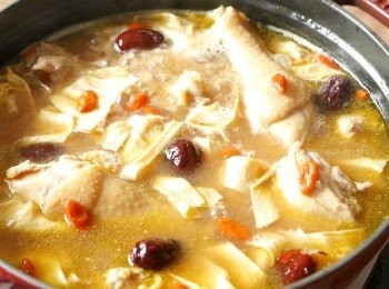 step9: 享用前再次煮滾後關火即成。