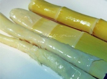 step1: 煮熟桂竹筍3條洗淨