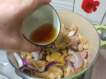 step6: 贊酒爆炒至酒精揮發