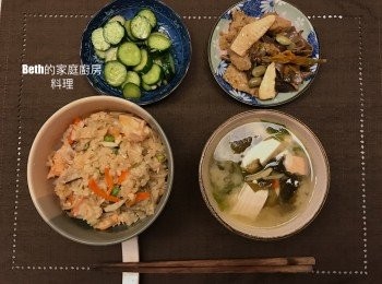 step5: 搭配一碗味噌豆腐海帶湯，二碟小菜，很和風吧！