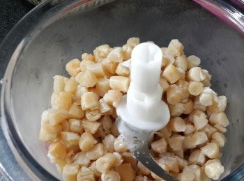 step3: 將元貝倒入大容量攪拌器中