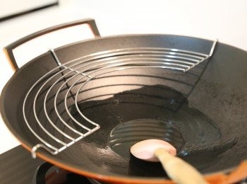 step4: 可以用煎、炸、半煎炸、每面略煎再焗