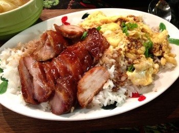 step11: 做好的叉燒可配蛋飯，淋上醬油伴吃，超有碟頭飯的風味。