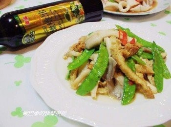step5: 清爽味美豆皮炒雙蔬就完成囉。