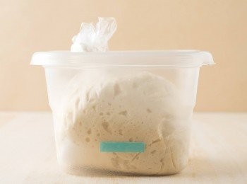 step10: 等麵團膨脹為原來的2.5倍高左右就完成發酵了！