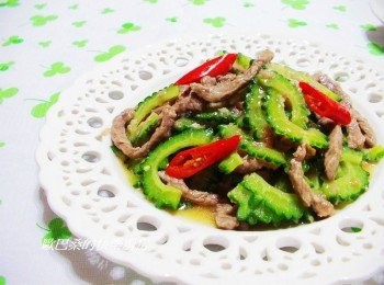 step7: 清爽可口苦瓜炒牛肉就完成囉。