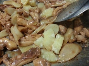 step10: 加入菠蘿炒勻