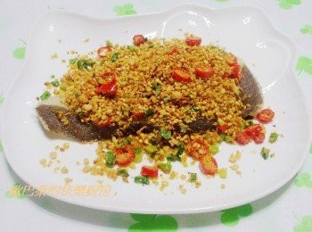 step5: 最後將完成的步驟3鋪於鱈魚上即可ˊ(最好現做現吃ˊ豆酥才能保持香酥口感喔)