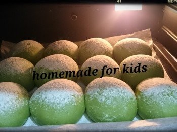 step9: 6..放進已預熱至 180C 焗爐中，焗約 20分鐘。取出放在鐵架上放涼。