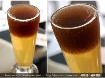 step3: 最後以傾斜的方式，緩慢地倒入黑木耳養生露至杯口處即可！