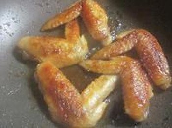 step4: 轉小火蓋鍋蓋燒燴至收汁醬稠即可!