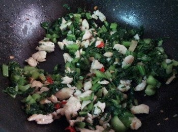 step5: 再加入雪裡紅拌炒