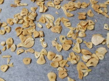 step4: 烤到一半時要翻面一下再繼續烤 , 烤至完全乾透即可取出