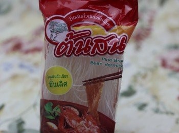 step1: - 粉絲浸軟 / 蝦去腸洗淨備用