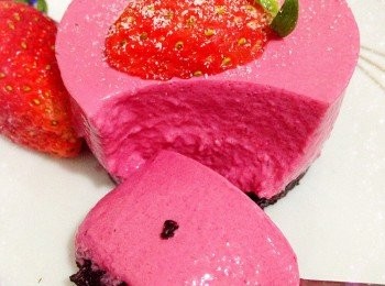 step7: 熱敷脫模，擺上自己喜愛的生果做裝飾。