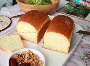 step5: 2014.05.27 同食譜做出來的小土司。