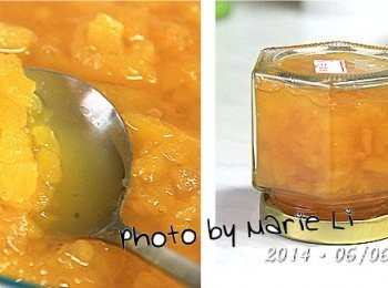 step4: 其實，機器在跑的時候
濃郁的鳳梨混著蘋果的香氣撲鼻而來
兩個小時之後機器跑完整個行程
倒出已完成的《蘋果鳳梨果醬》
趁熱裝入玻璃容器中
倒扣以達到真空的狀態
可以有效地延長果醬的保存期限喔！

※ 若是沒有麵包機的話，也可以自己用瓦斯爐煮喔！