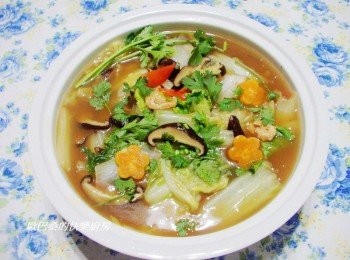 step7: 比較正統的做法ˊ還會加入蛋酥ˊ 味道香氣都會更棒ˊ 歐巴桑懶得再多洗一個鍋ˊ所以省略了ˊ 喜歡的趕緊找時間試試看喔。