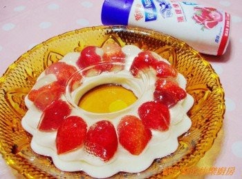 step5: 步驟5待完全定型就能脫模擺盤享用了