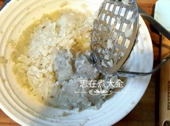 step4: 蕃薯壓成蓉