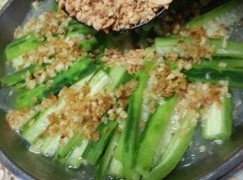 step11: 再將花生碎舖在面上