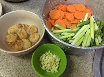 step4: 帶子先上碟, 汁也濃濃且香留用