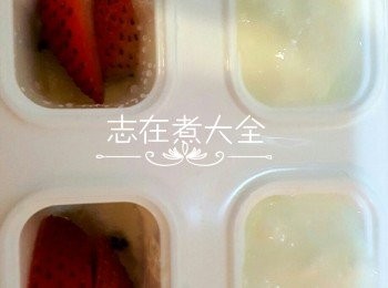 step3: 先放入餘下水果，再放入乳酪