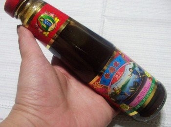 step8: 李錦記創建至今125年！ 「李錦記舊庄特級蠔油」掌握蠔油頂級祕方， 堅持採用上等鮮蠔提煉，.確保每一滴都是精華所在， 鮮蠔味濃郁，至鮮至純，堪稱蠔油之極品。