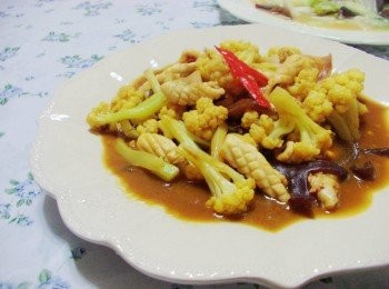 step6: 美味又下飯的咖哩中卷花椰菜就完成囉~