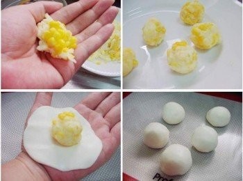 step4: 將雙色起司加上玉米粒ˊ整成圓球狀ˊ (份量依喜好大小決定)ˊ取麻糬麵團搓圓壓扁ˊ 包入<span class="group_2">餡料</span>再滾圓