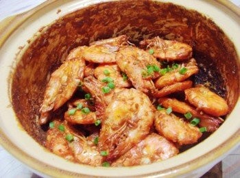 step8: 上桌前再灑上少許蔥綠即可