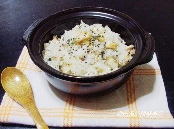 step6: 用適合喜歡容器盛起ˊ隨意灑上少許鰹魚香料少許即可