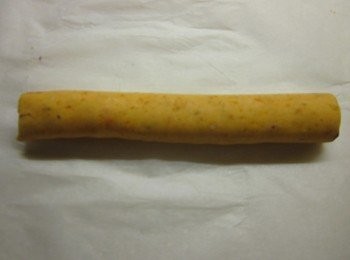 step6: 從靠自己的方向開始捲起成條狀