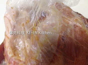 step1: 雞肉放入袋子