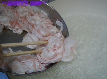 step4: 將啲魚標汆水~