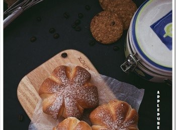 step9: 草苺粉可在香港二德惠或大型蛋糕烘焙店有售。