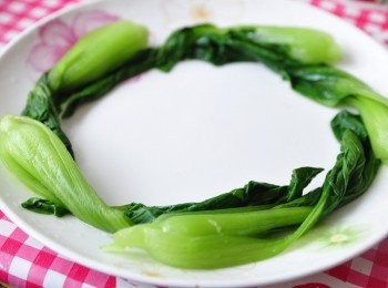 step2: 江青將菜川燙擺盤